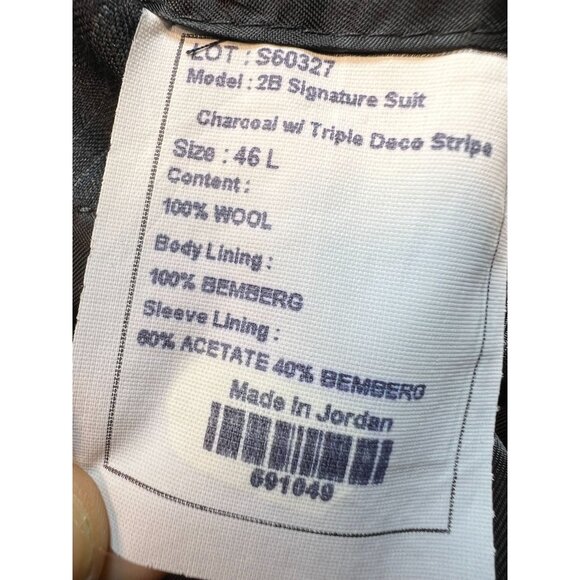 Jos. A. Bank Mens 2-Button Blazer Pleat Front Pant Wool 2-Piece Suit Sz 46L Gray - Picture 4 of 16